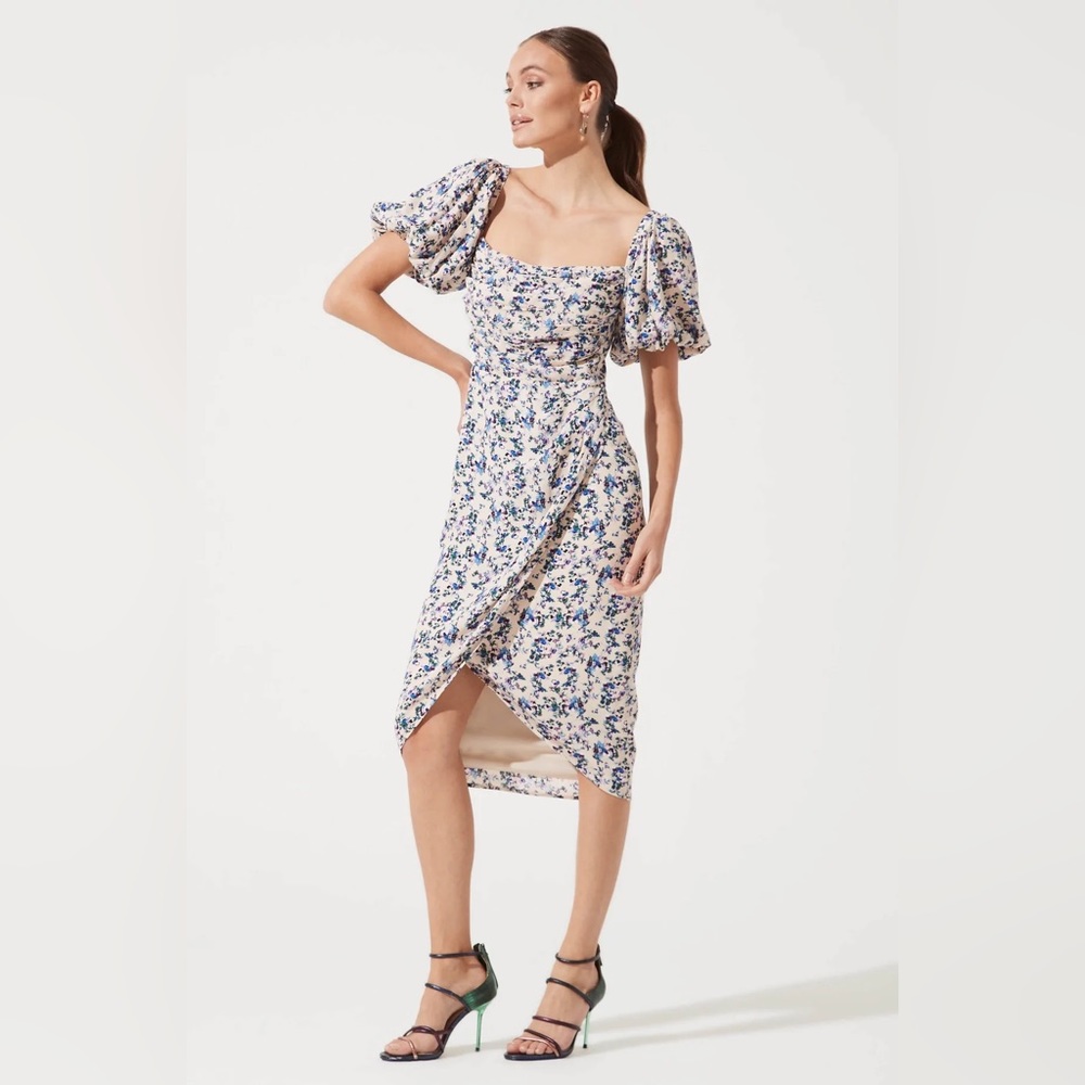 ASTR the Label Bubble Sleeve Dress